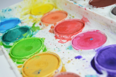 color usage in website background patterns